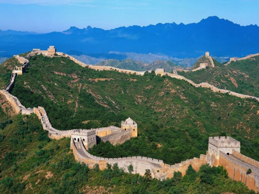 Велика китайська стіна.